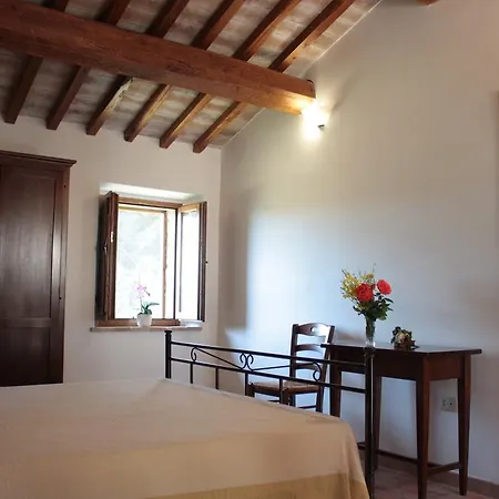 مزرعة للإقامة Il Vallone Di