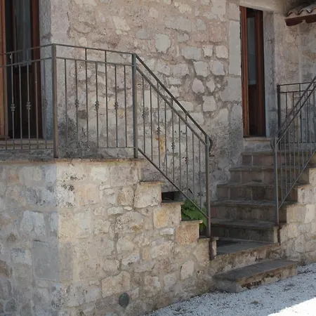 مزرعة للإقامة Il Vallone Di *