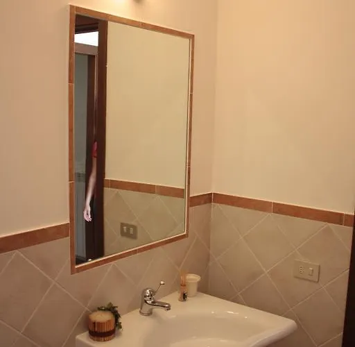 Farma Il Vallone Di *