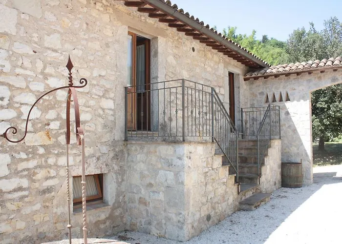 Il Vallone Di Farma Melezzole